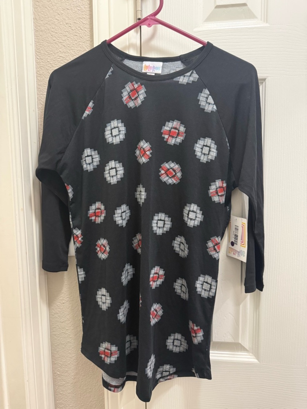 LuLaRoe Black Randy Tee with Gray and Red Geometric Motif